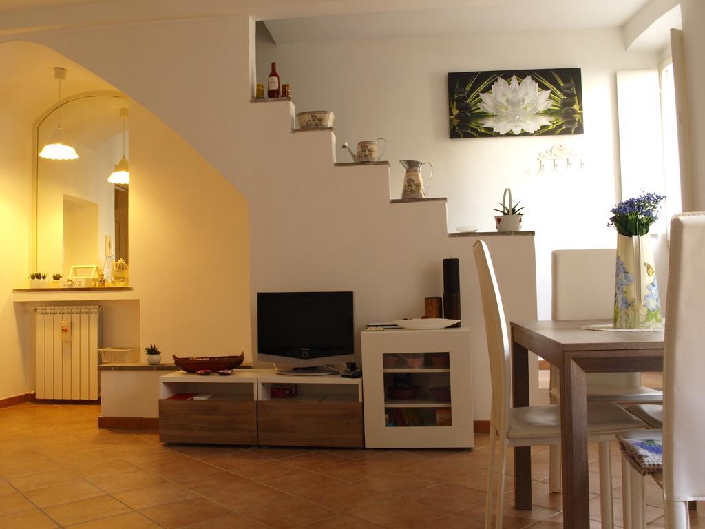 Appartement Il Salotto Di Via Giulia à Rome Chambre photo