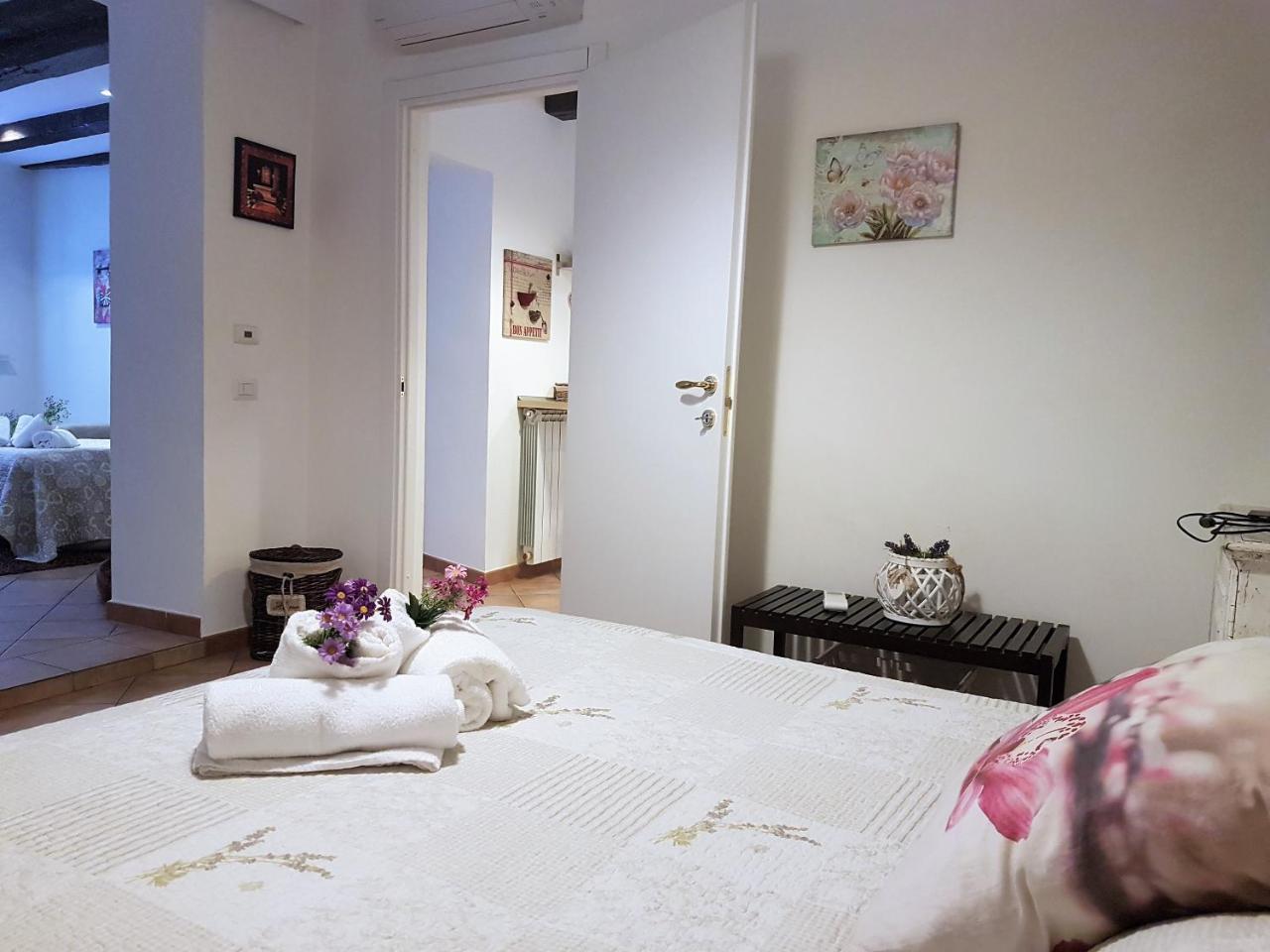 Appartement Il Salotto Di Via Giulia à Rome Extérieur photo