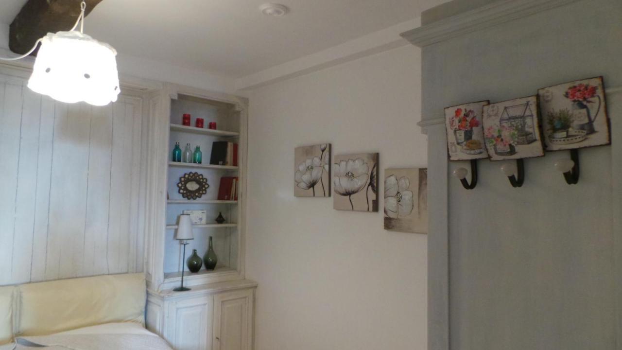 Appartement Il Salotto Di Via Giulia à Rome Chambre photo